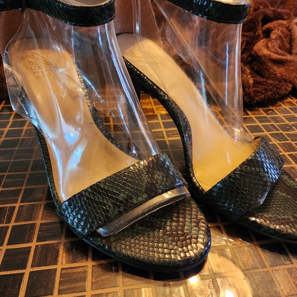 Elegant Green Snakeskin Women's Heels